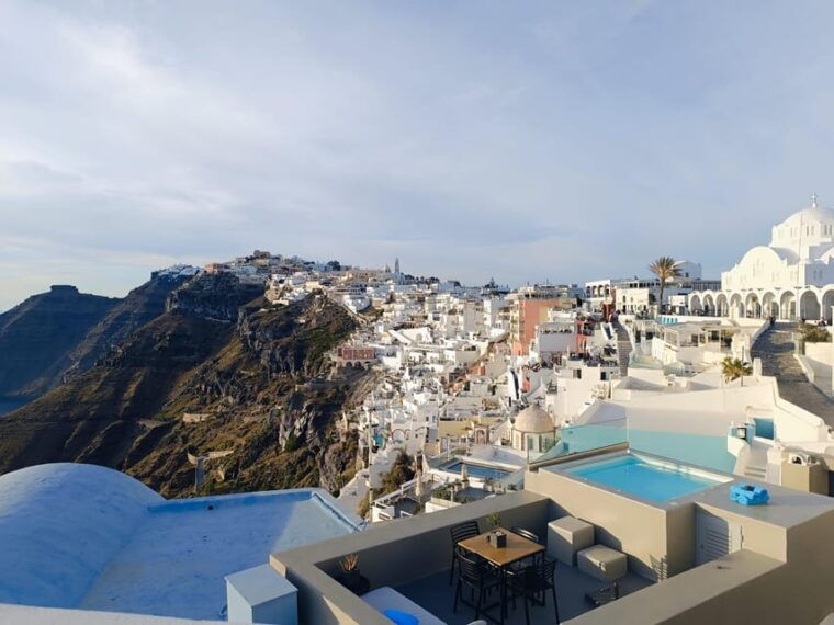 santorini-best-of-custom-tour-with-local-guide-pick-up