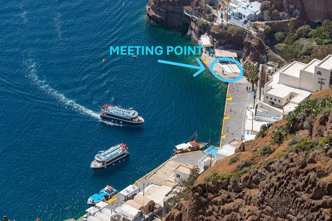 santorini-boat-tour-to-volcano-hot-springs-thirasia-island