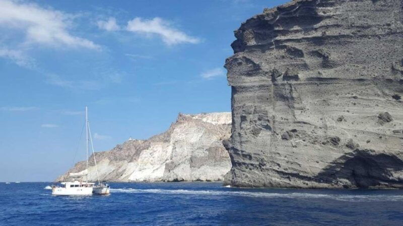 santorini-caldera-cruise-with-greek-meal-and-transfer