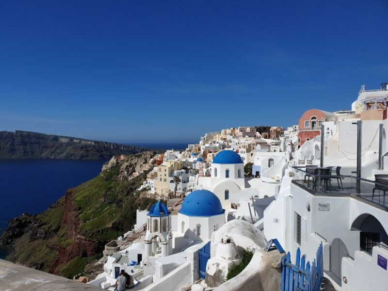 santorini-caldera-hiking-tour-from-fira-to-oia