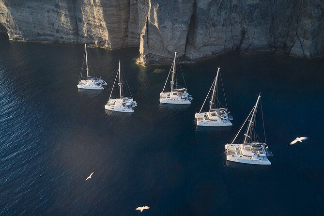 santorini-caldera-luxury-catamaran-cruise-with-meal-drinks