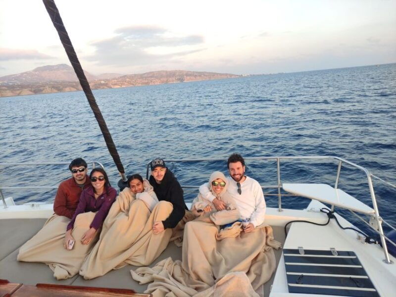 santorini-caldera-panorama-winter-cruise