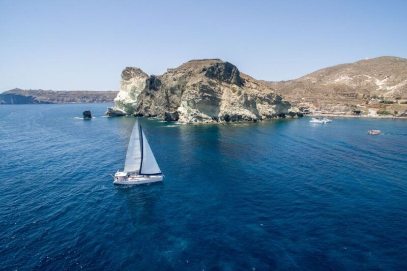 santorini-caldera-sunset-sailing-cruise-with-meal