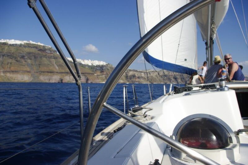 santorini-caldera-sunset-sailing-cruise-with-meal