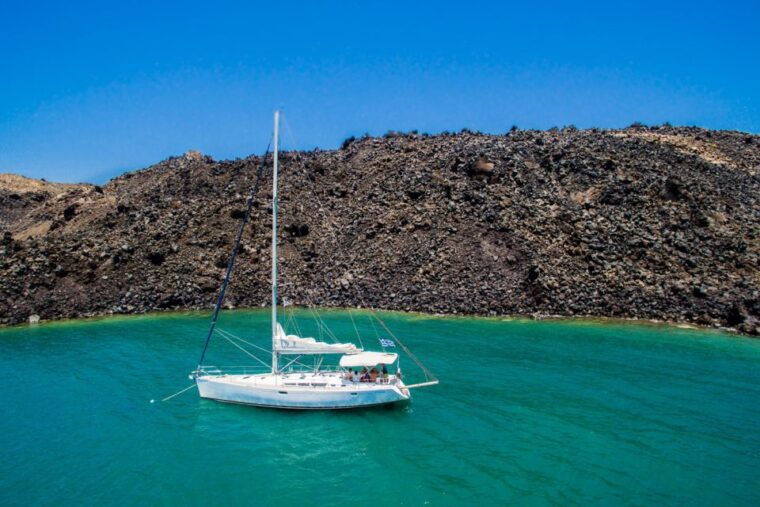 santorini-caldera-sunset-sailing-cruise-with-meal