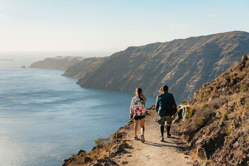 santorini-caldera-trail-guided-hike-and-sunset-viewing