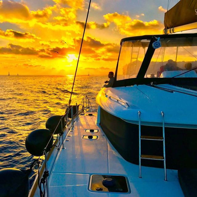 santorini-catamaran-cruise-with-meal-open-bar