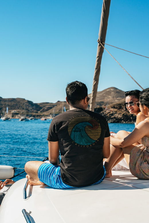 santorini-catamaran-cruise-with-meals-and-drinks