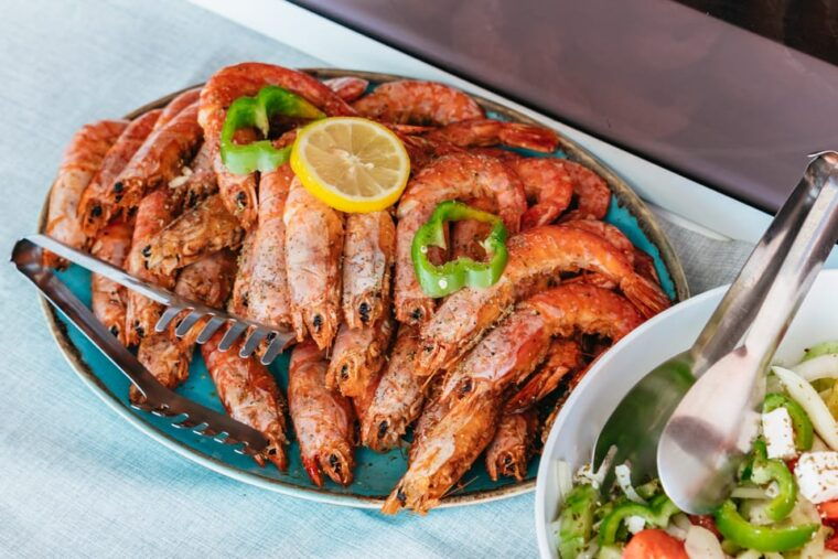 santorini-catamaran-cruise-with-meals-and-drinks