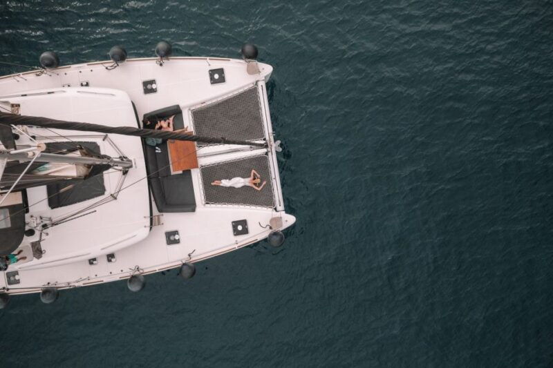 santorini-catamaran-cruise-with-swimming-meal-and-open-bar
