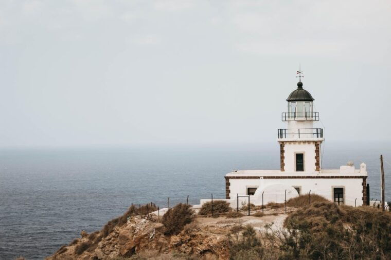 santorini-catamaran-sunset-skyline-cruise