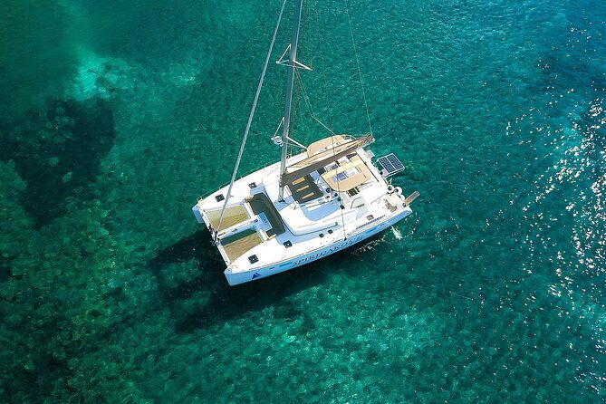 santorini-classic-catamaran-cruise-with-meal-drinks-and-transfers