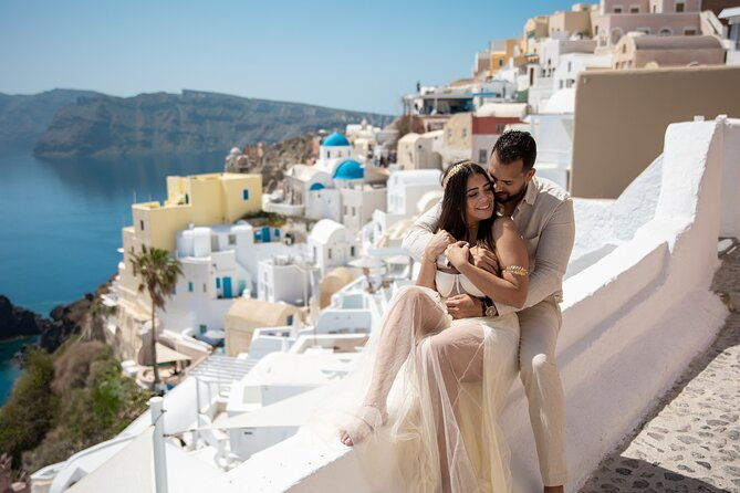 santorini-couple-photoshoot-with-50-edited-photos