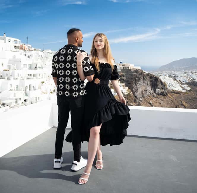 Santorini Couple Photoshooting - What to Expect During the Photoshoot