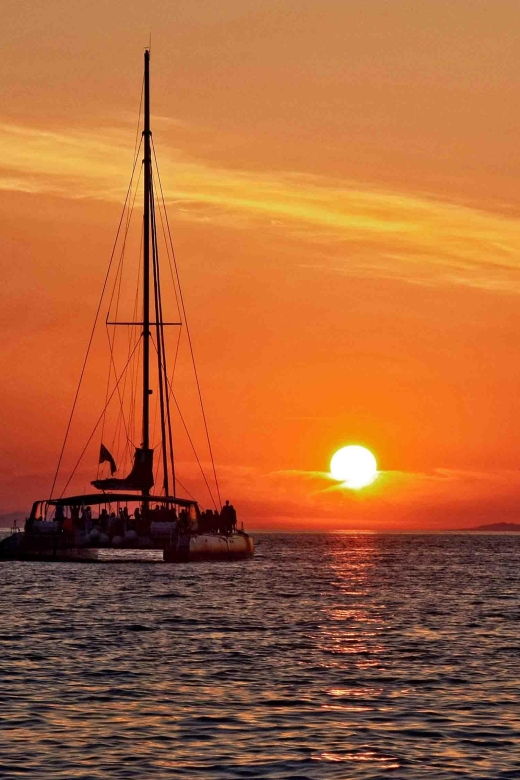 santorini-cruise-catamaran-with-bbq-drinks-day-or-sunset