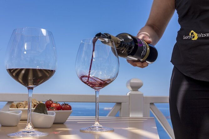 santorini-discovery-tour-with-lunch-and-wine-tasting-2