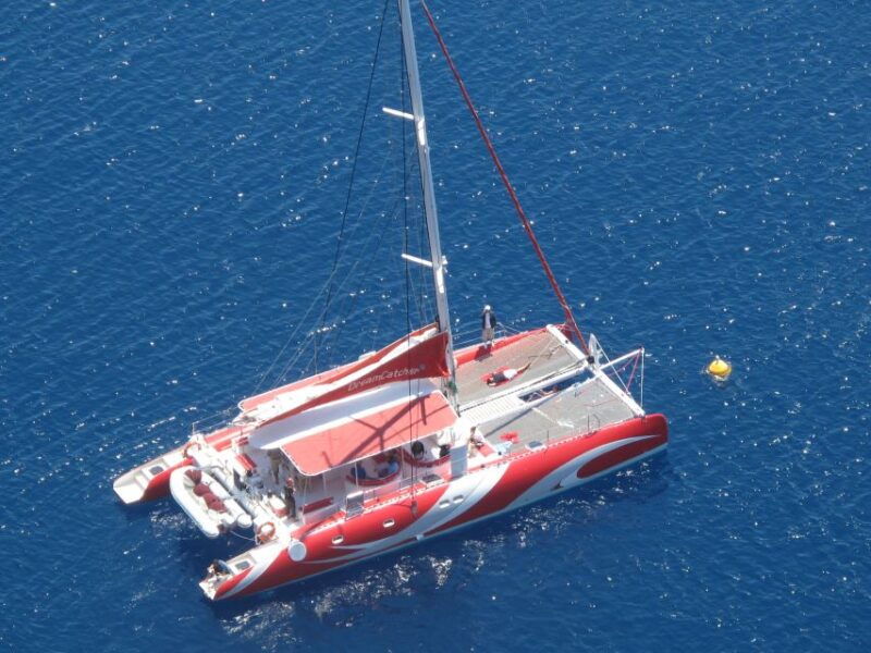 santorini-dream-catcher-5-hour-sailing-trip-in-the-caldera