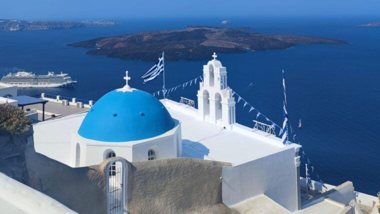 santorini-essentials-half-day-private-sightseeing-tour-2