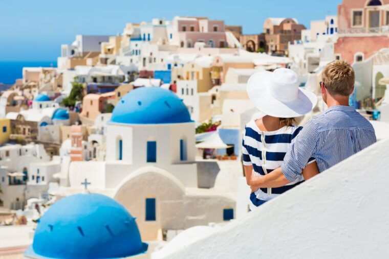 santorini-half-day-customizable-private-island-guided-tour