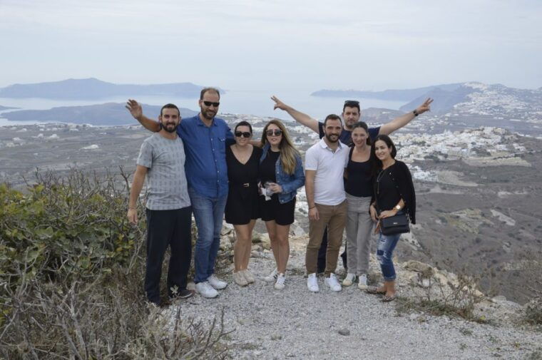 santorini-half-day-sightseeing-tour-with-hotel-pickup