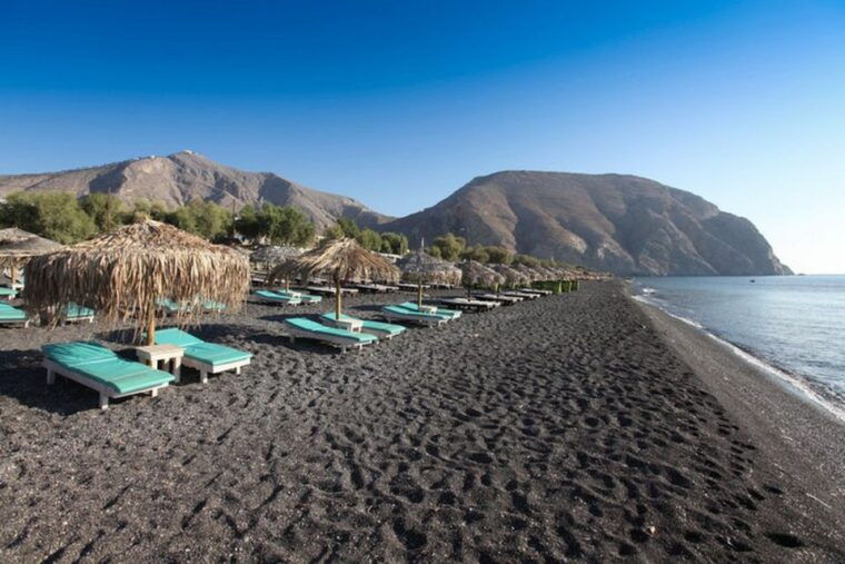 santorini-half-or-full-day-private-island-tour