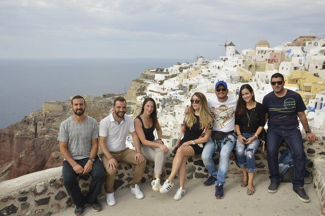 santorini-highlights-and-venetian-castles-small-group-day-tour