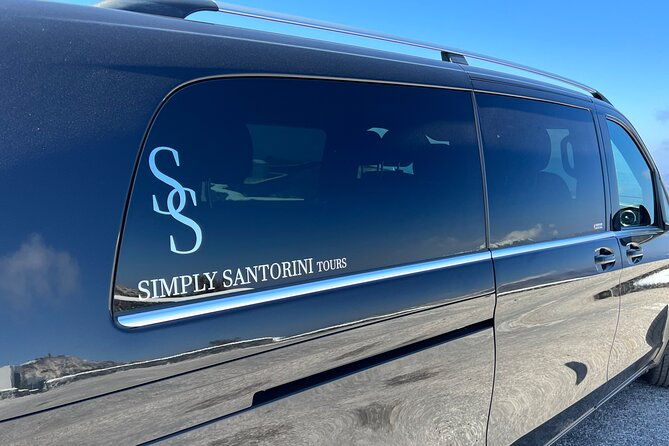 santorini-highlights-private-sightseeing-tour-in-santorini