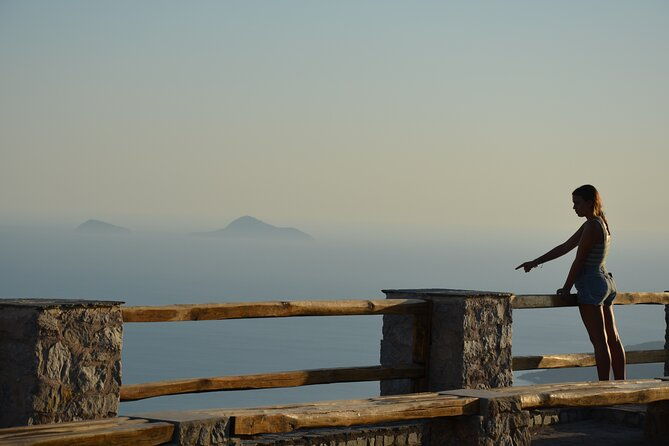 santorini-highlights-small-group-tour-with-wine-tasting-from-fira