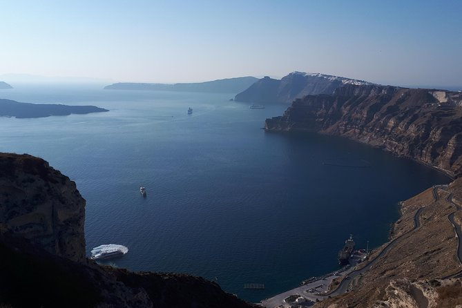 santorini-highlights-tailor-made-tour-4-hours-2
