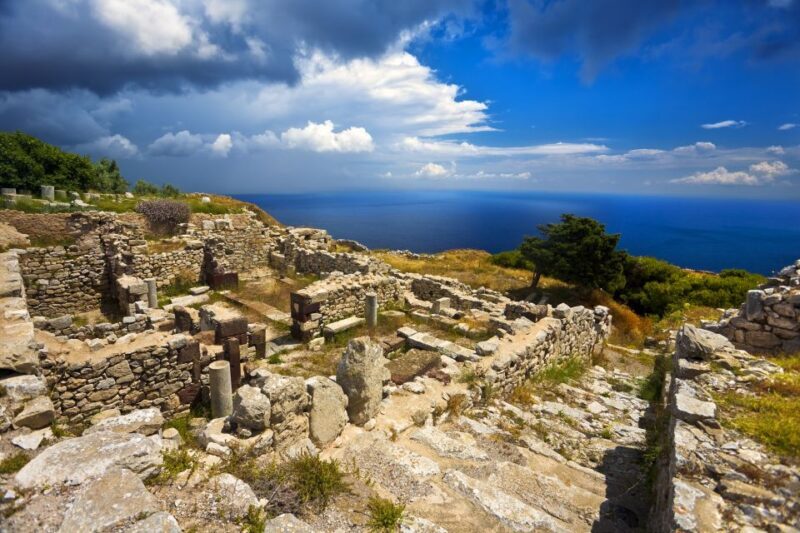 Santorini HISTORY & ARCHEOLOGY Tour (up to 8 guests) - FAQ