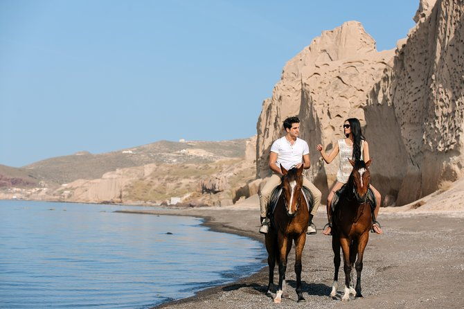 santorini-horse-riding-to-the-black-sandy-beach-eros-beach