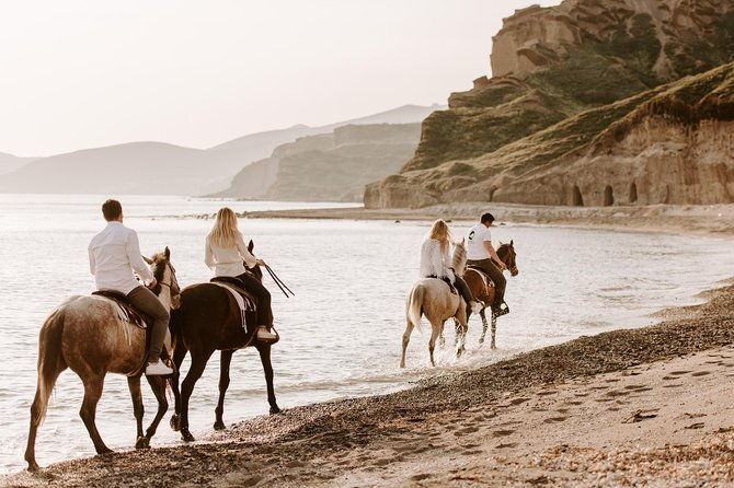 santorini-horse-riding-to-the-black-sandy-beach-eros-beach
