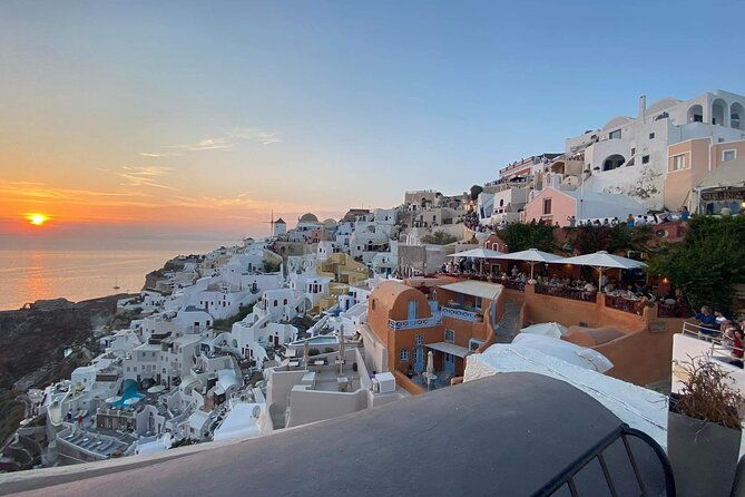 santorini-in-a-day-essential-highlights-tour