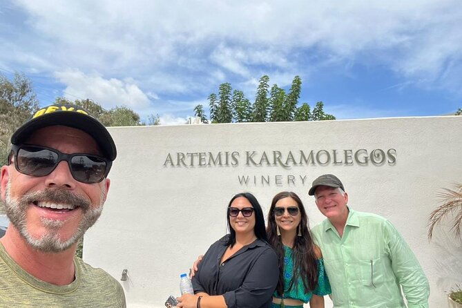 santorini-in-a-day-essential-highlights-tour