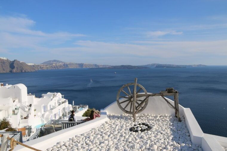 santorini-instagram-highlights-tour-with-a-photographer