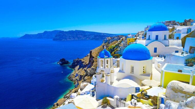 santorini-island-guided-tour-from-heraklion-crete-2