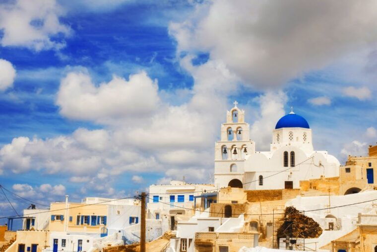 santorini-island-highlights-guided-day-trip-with-oia-sunset