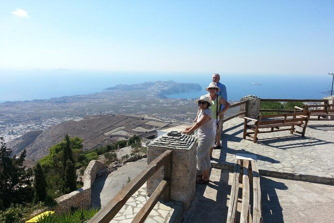 santorini-island-private-custom-tour-in-half-or-full-day