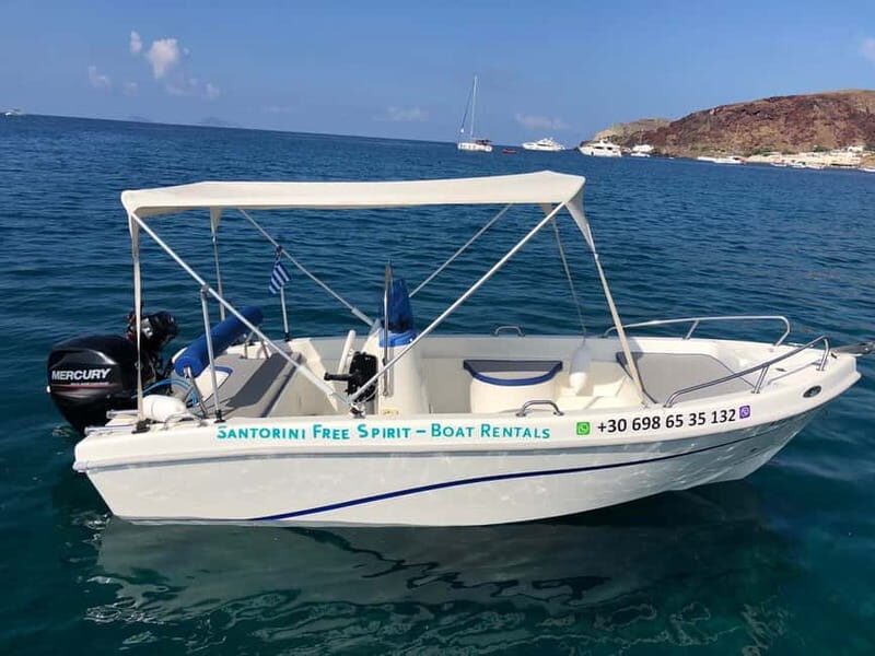 Santorini: License-Free Boat Rental with Ice, Water, & Fruit - Why Choose a License-Free Boat Rental in Santorini?