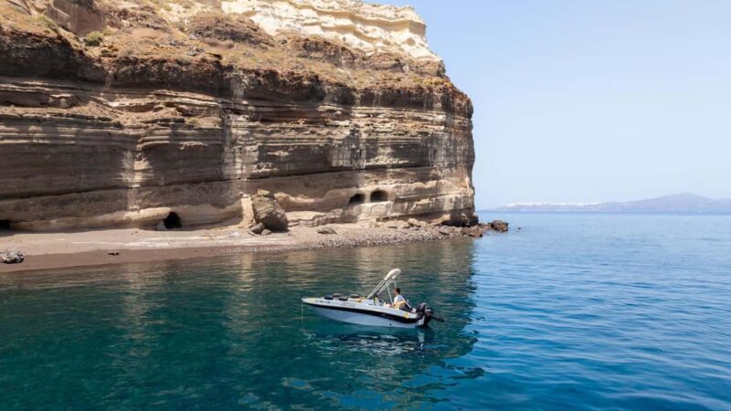 Santorini: License-Free Motor Boat Rental -Full or Half Day - The Sum Up