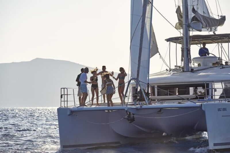 santorini-luxurious-catamaran-cruise-with-meal-open-bar