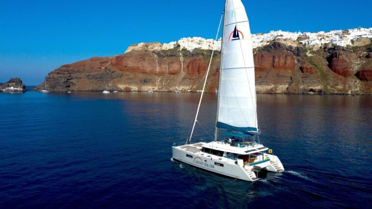 santorini-luxurious-catamaran-cruise-with-meal-open-bar