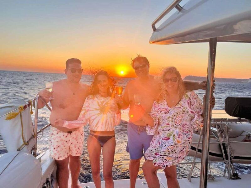 santorini-luxury-caldera-cruise-with-full-greek-meal