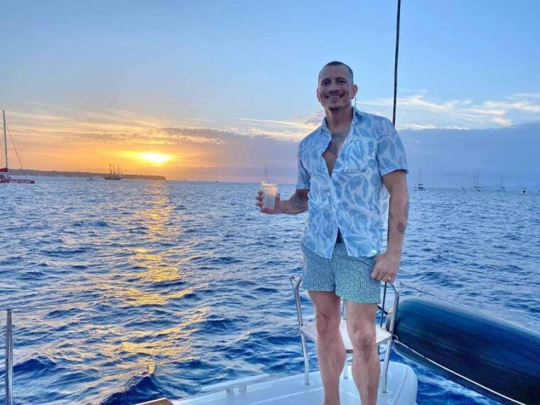 santorini-luxury-caldera-cruise-with-full-greek-meal