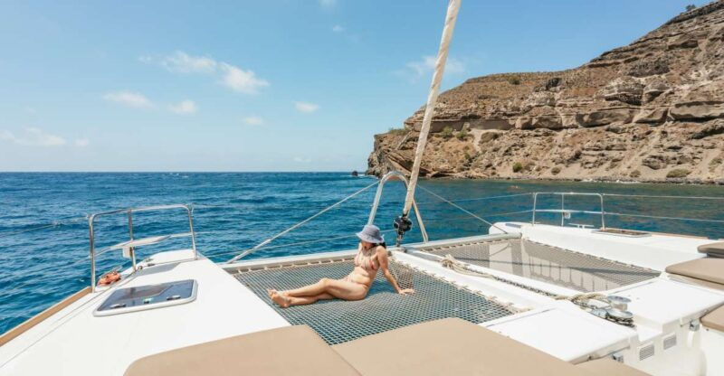 santorini-luxury-catamaran-day-trip-with-meal-and-open-bar