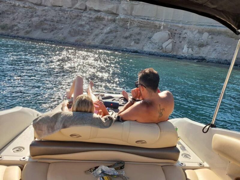 Santorini: Luxury private speedboat with food and drinks - Who Should Consider This Tour?