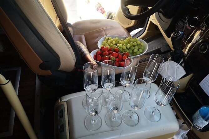 santorini-luxury-private-tour-for-small-groups