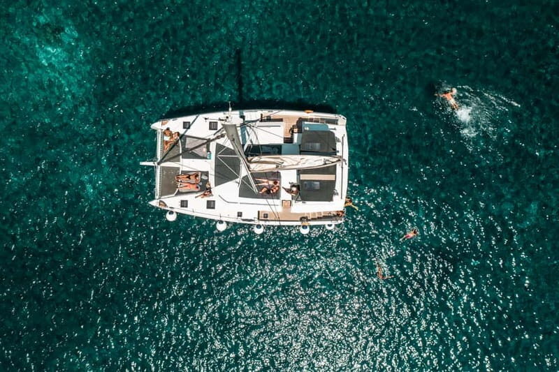 Santorini: Majestic Catamaran Cruise with Meal and Drinks - The Experience from the Traveler’s Perspective