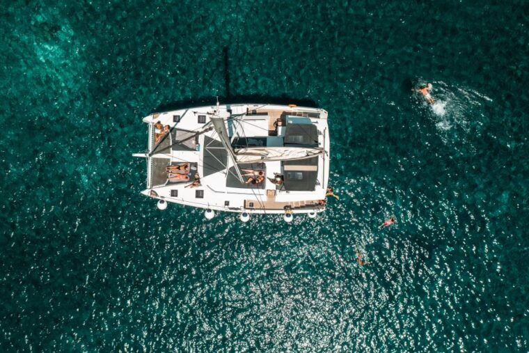 santorini-majestic-catamaran-cruise-with-meal-and-drinks