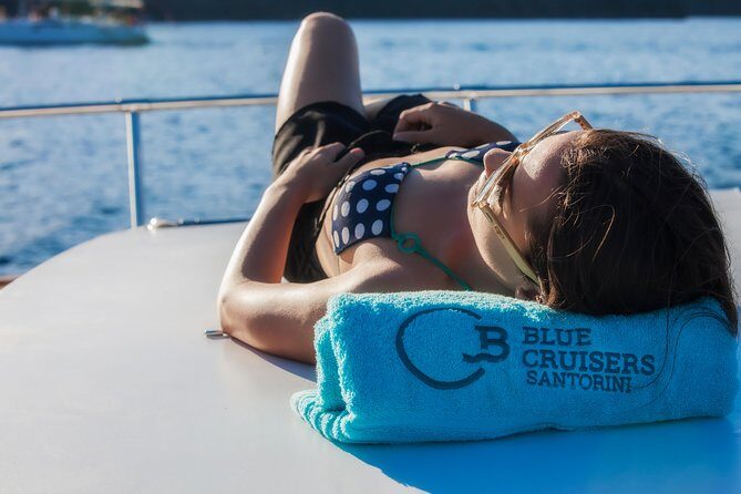 Santorini: Motor Yacht Private Cruise with 5-Course Meal - FAQ